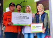 Pegadaian Beri Bantuan pada Masyarakat Korban Puting Beliung di Rancaekek-Jatinangor