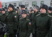 Pasukan Rusia Serang Ukraina Menggunakan Sepeda Motor Quad Saat Malam Hari