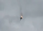 Beredar Video Jet Tempur Su 35 Jatuh ke Laut di Krimea