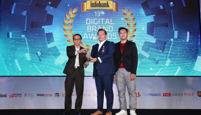 Dirut BRI Sabet Penghargaan sebagai The Best CEO in Digital Brand