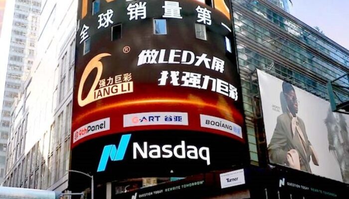 Qiangli Jucai Tampil di Layar Nasdaq di Times Square, Perlihatkan Peringkat Penjualan No.1 di Pasar LED Global