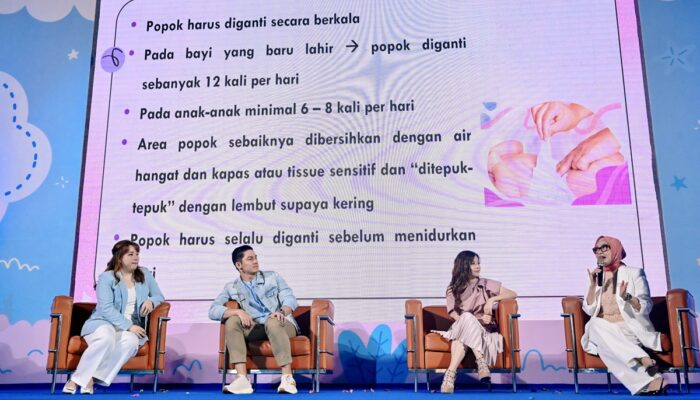 Kampanye Gerakan Anti Ruam, Baby Happy Diapers Pecahkan Rekor 1.000 Bayi Ganti Popok Serentak