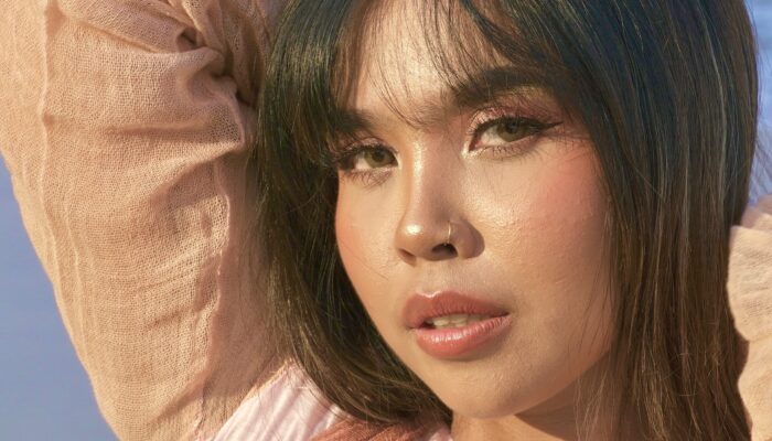 Shakila Anjani Bercerita tentang Toxic Relationship-nya Lewat Single “Summer Blue”