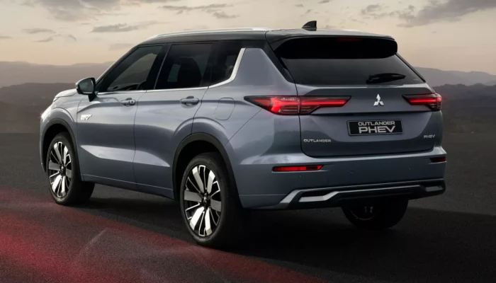 Mitsubishi Outlander PHEV 2025 Terbaru Hadirkan Jangkauan 844 km di Eropa