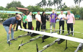 Delegasi Ahli Komunikasi Internasional dan Media Asing Kunjungi Perusahaan Drone di Zhongshan