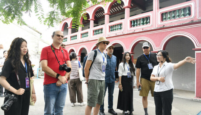 Delegasi Media Asing Eksplorasi Budaya dan Pariwisata di Zhongshan