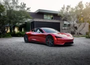 Peluncuran Tesla Roadster masih Dibalut Misteri