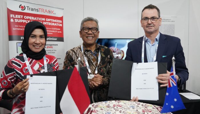 Konsul Jenderal RI untuk Victoria dan Tasmania Saksikan MoU TransTRACK dengan Perusahaan Australia