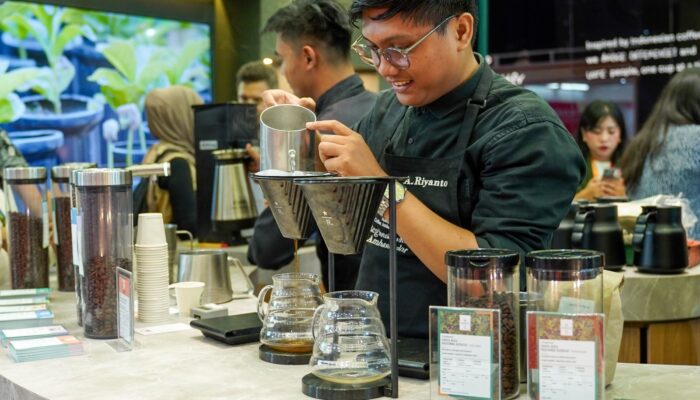 Starbucks Rayakan Warisan Kopi Indonesia di World of Coffee Asia 2025