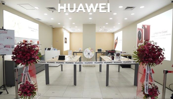 Huawei Resmikan Experience Store Baru di Palembang Icon Mall, Tawarkan Promo Grand Opening Hingga Rp2 Juta
