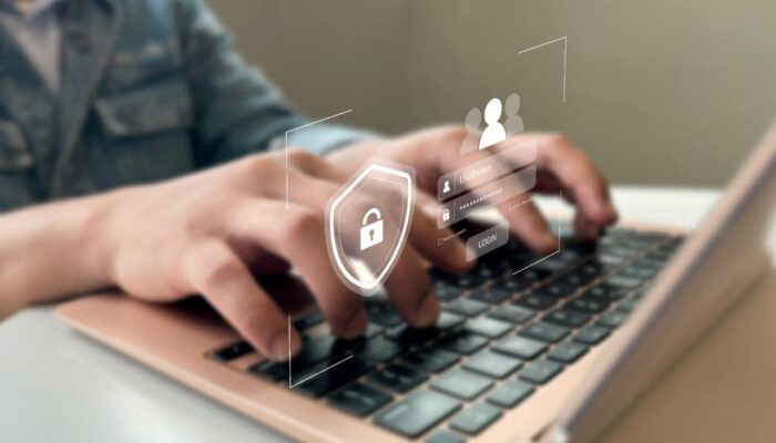 Jangan Sampai Data Bocor! Tips Jaga Privasi di Era Digital dari AdaKami 