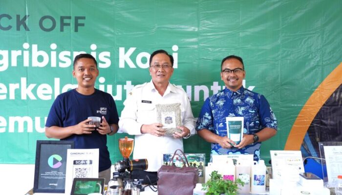 GoTo Impact Foundation Dampingi Gandrung Tirta Bantu Petani Malang Tingkatkan Produktivitas Kopi hingga 18 Persen