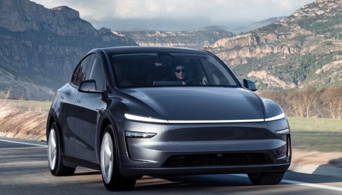 Tesla Model Y Rebut Kembali Gelar SUV Terlaris di Tiongkok untuk Mei 2025