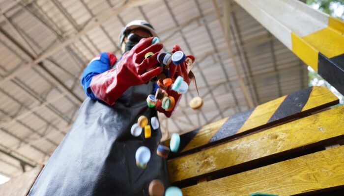 MIND ID Perkuat Aksi Nyata Akhiri Polusi Plastik Lewat Teknologi dan Inisiatif Sosial