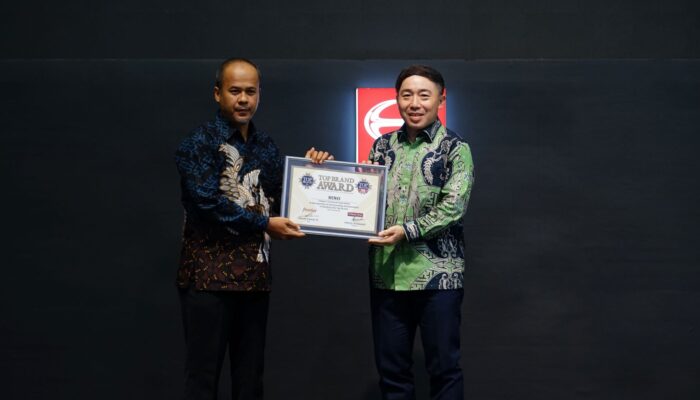 Hino Raih Top Brand 2025, Bukti Kuat Kepercayaan Konsumen 8 Tahun Beruntun