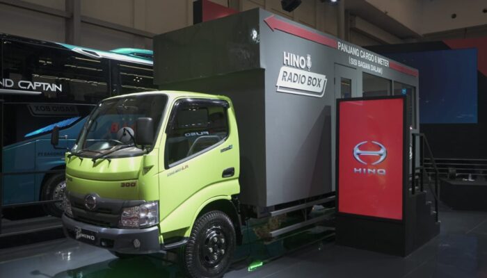 Hino Luncurkan Hino300 Series 136 MDLR di GIIAS 2025 untuk Logistik Modern