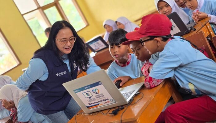 Dari Desa ke Desa, Lab Komputer Keliling PTSI Nyalakan Semangat Belajar Digital
