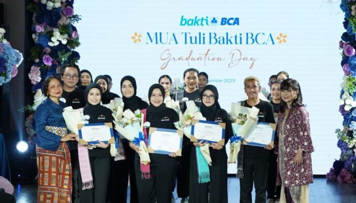BCA Luluskan 15 MUA Tuli, Mantapkan Langkah ke Industri Kecantikan Profesional