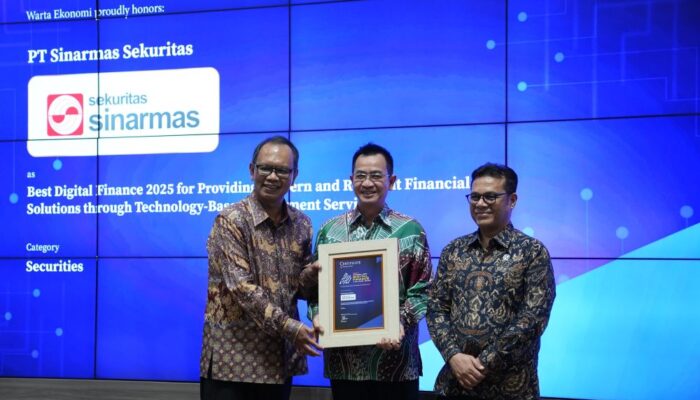 Sinarmas Sekuritas Raih Penghargaan Indonesia Best Digital Finance Awards 2025