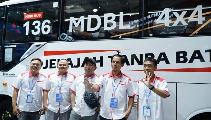 Antusiasme Komunitas Bus Dongkrak Daya Tarik Hino di GIICOMVEC 2026
