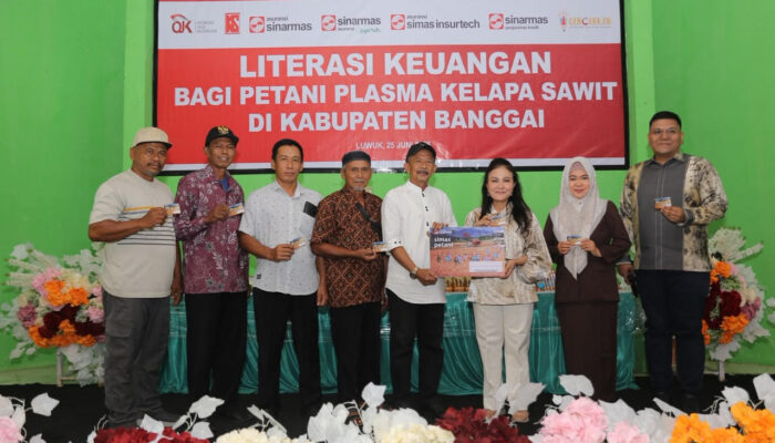 Asuransi Sinar Mas Edukasi 126 Petani Sawit Banggai soal Keuangan