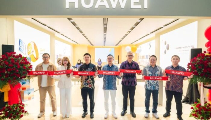 Huawei Resmikan 9 Gerai Baru, HUAWEI Experience Store Capai 100 Lokasi
