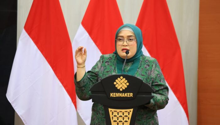 Pekerja Harus Pahami Hak dan Kewajiban Sebelum Teken Kontrak